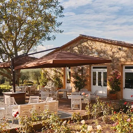 일 카스타뇨 와인&리조트 *