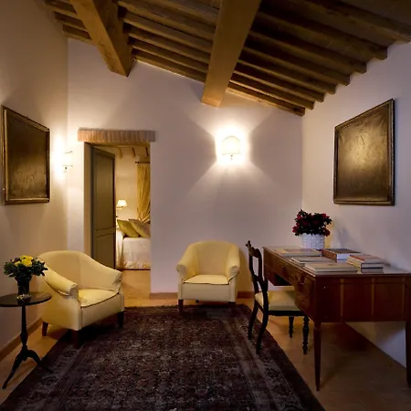 Il Castagno Wine & * Siena