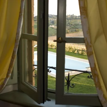 Il Castagno Wine & Feriegård Siena